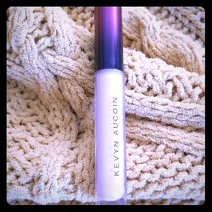 Kevyn Aucoin Concealer